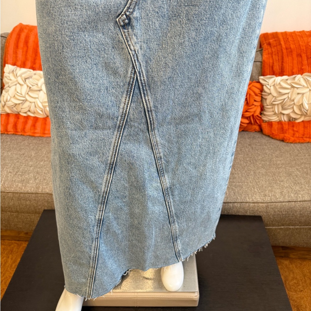 ❣️🆕Levi's Cotton Iconic Side-Slit Maxi Denim Skirt❣️ - Picture 5 of 12